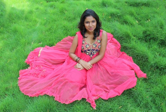 How to style anarkali (2)