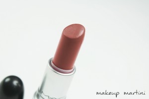MAC Retro Lipstick Review (2)